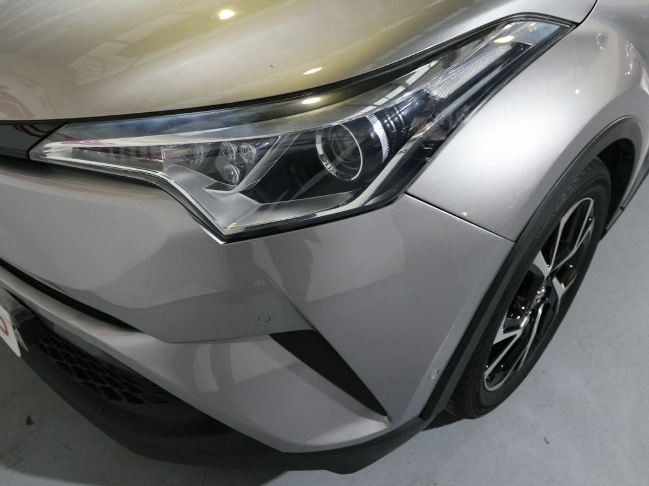 Foto Toyota C-HR 29