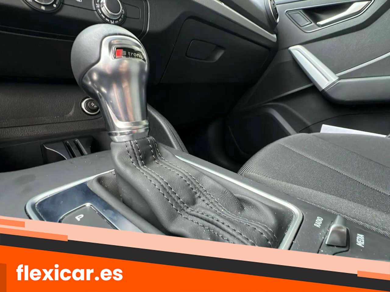 Foto Audi Q2 14