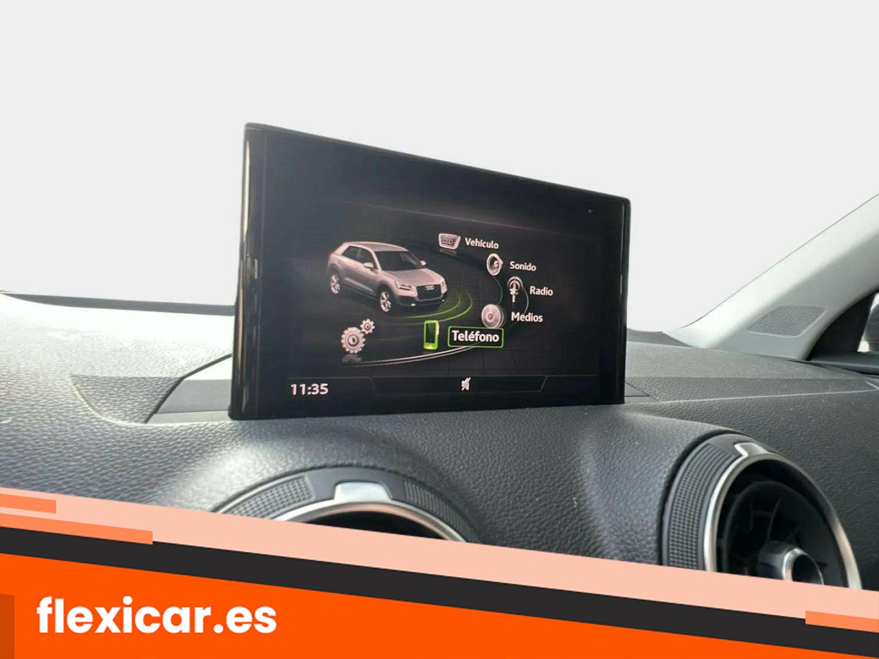 Foto Audi Q2 24