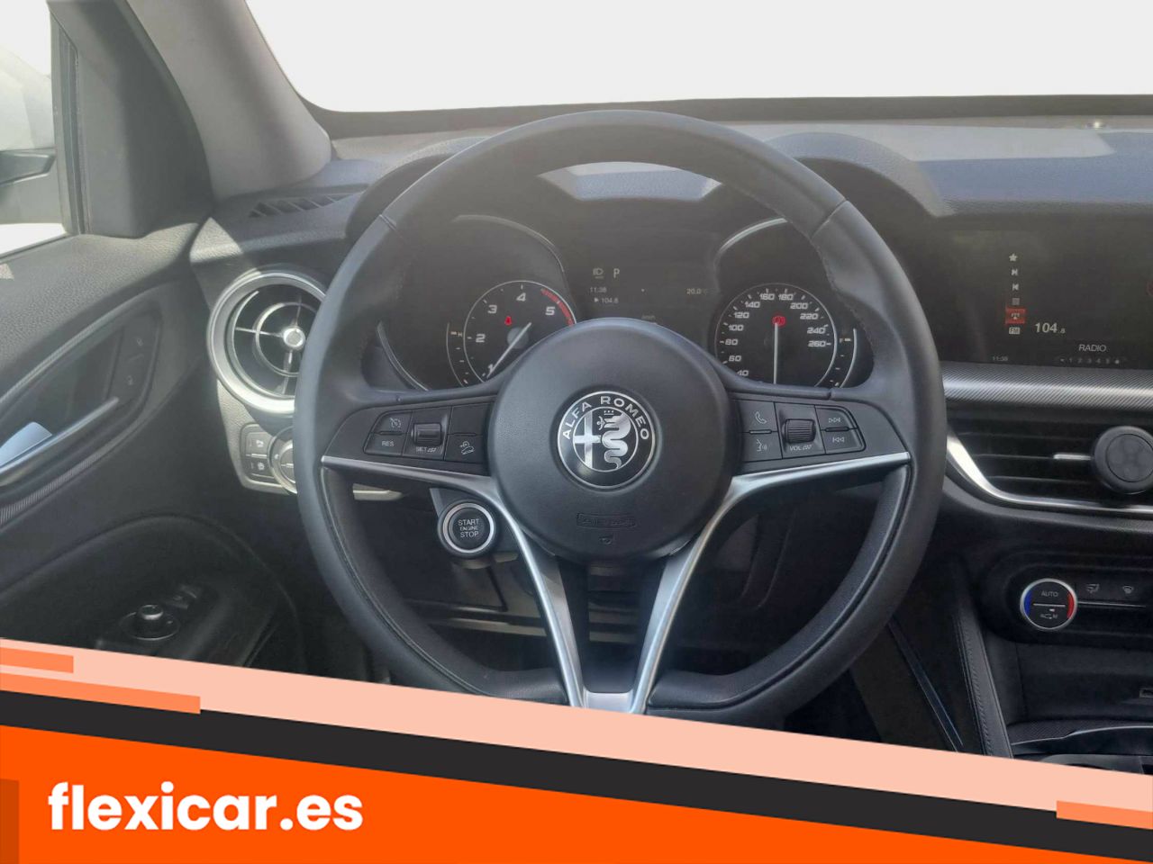 Foto Alfa Romeo Stelvio 12