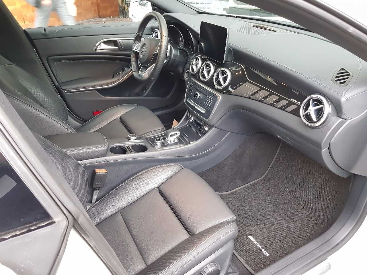 Foto Mercedes-Benz Clase CLA 8