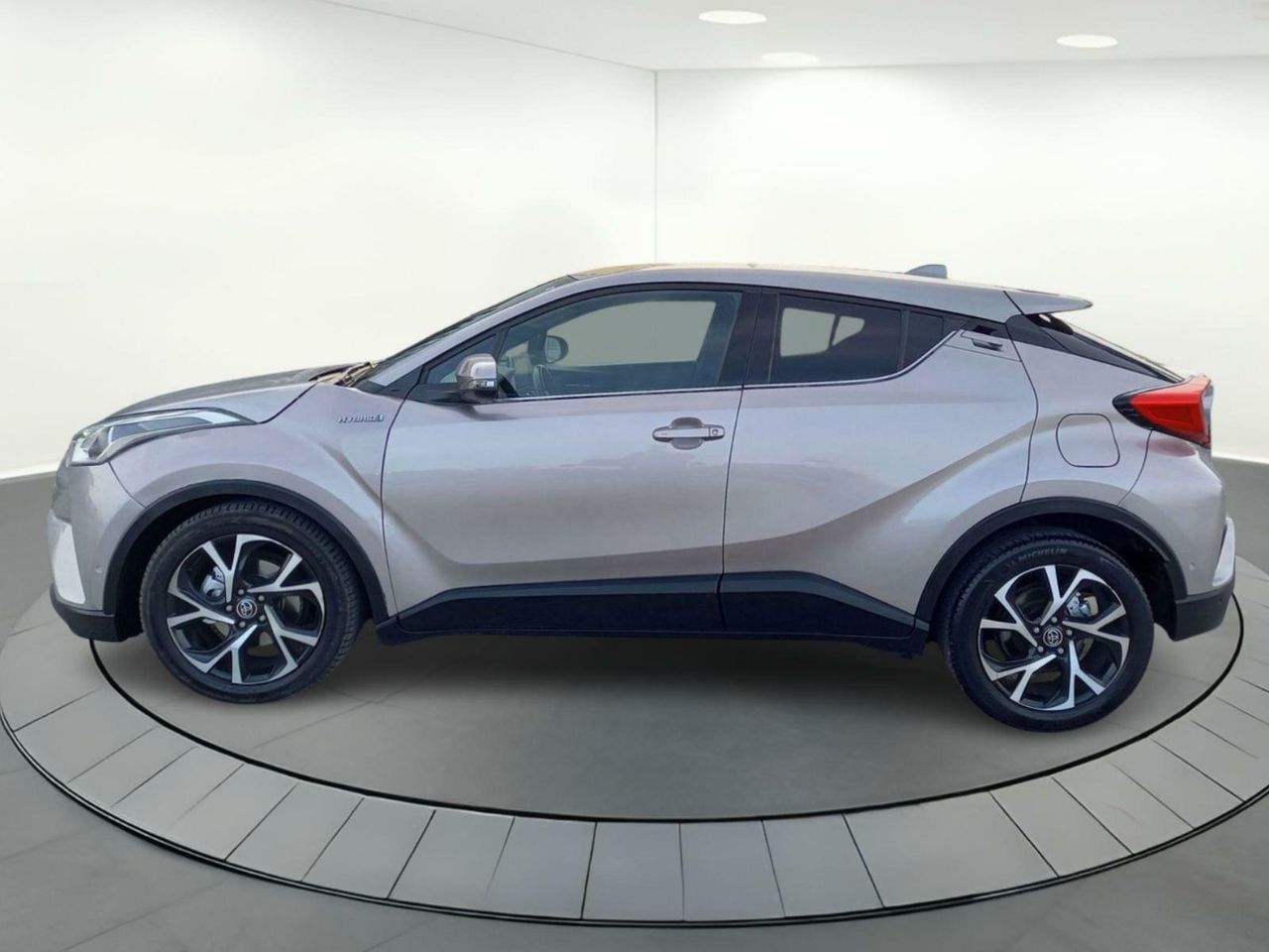 Foto Toyota C-HR 3