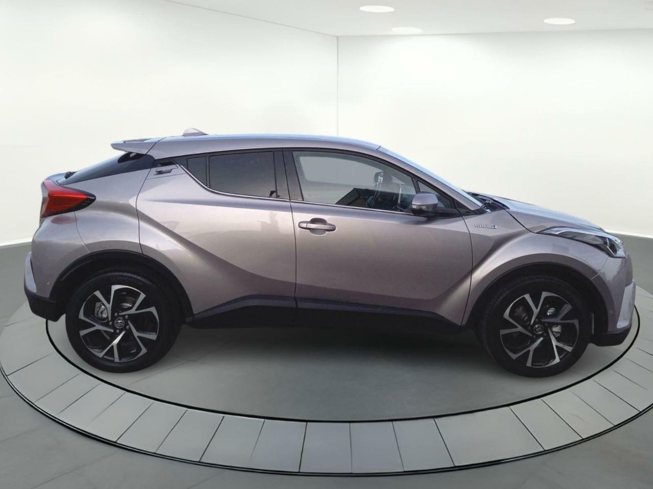 Foto Toyota C-HR 7