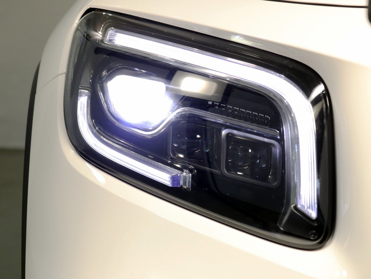 Foto Mercedes-Benz Clase GLB 11