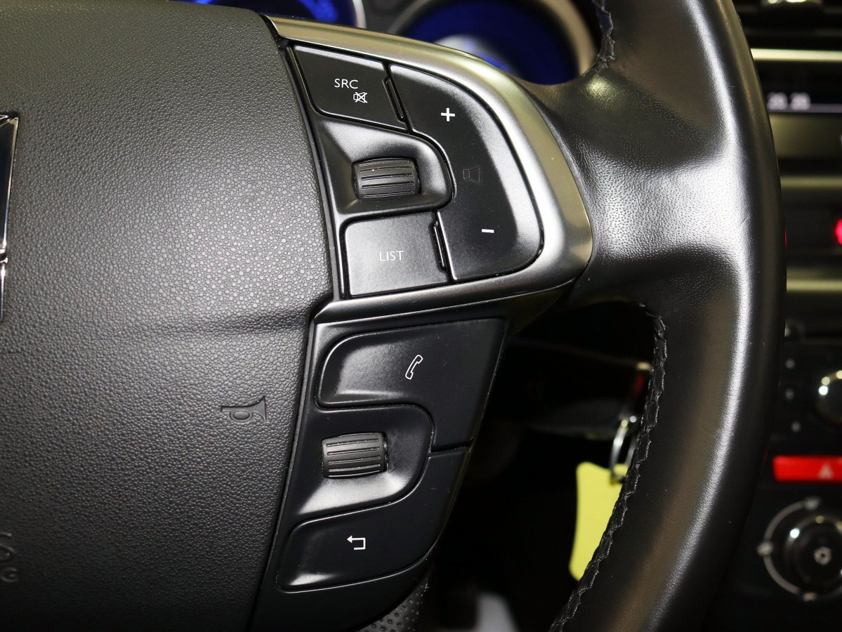 Foto Citroën DS4 23