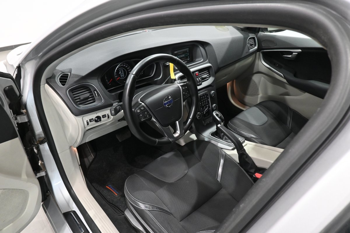 Foto Volvo V40 Cross Country 9