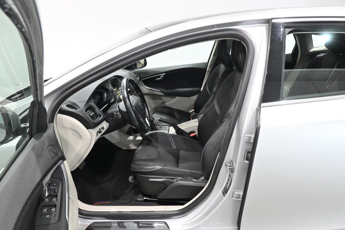 Foto Volvo V40 Cross Country 10