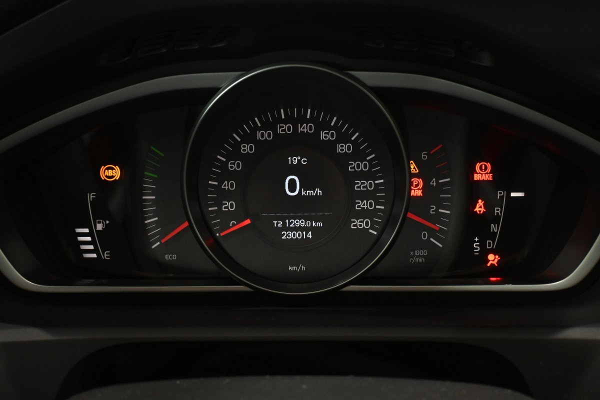 Foto Volvo V40 Cross Country 13