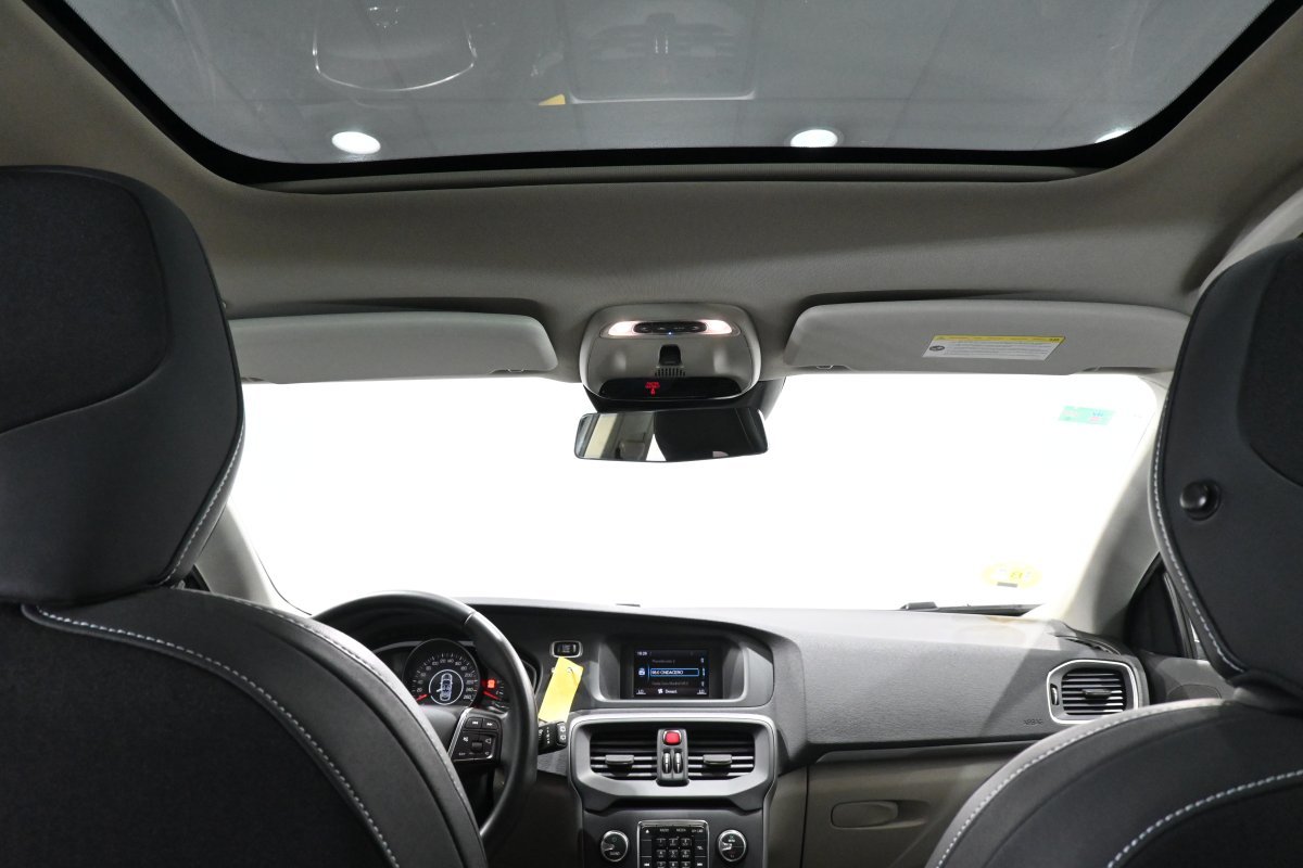 Foto Volvo V40 Cross Country 23