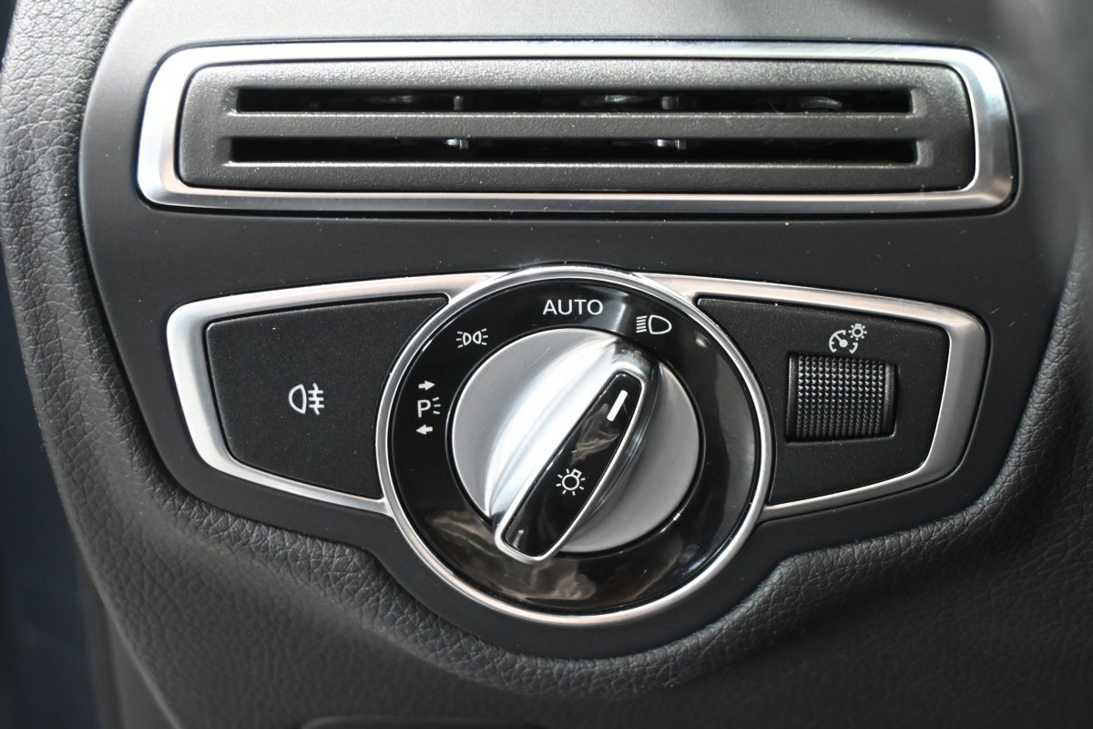 Foto Mercedes-Benz Clase GLC 28