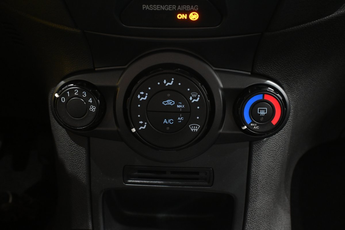 Foto Ford Fiesta 15