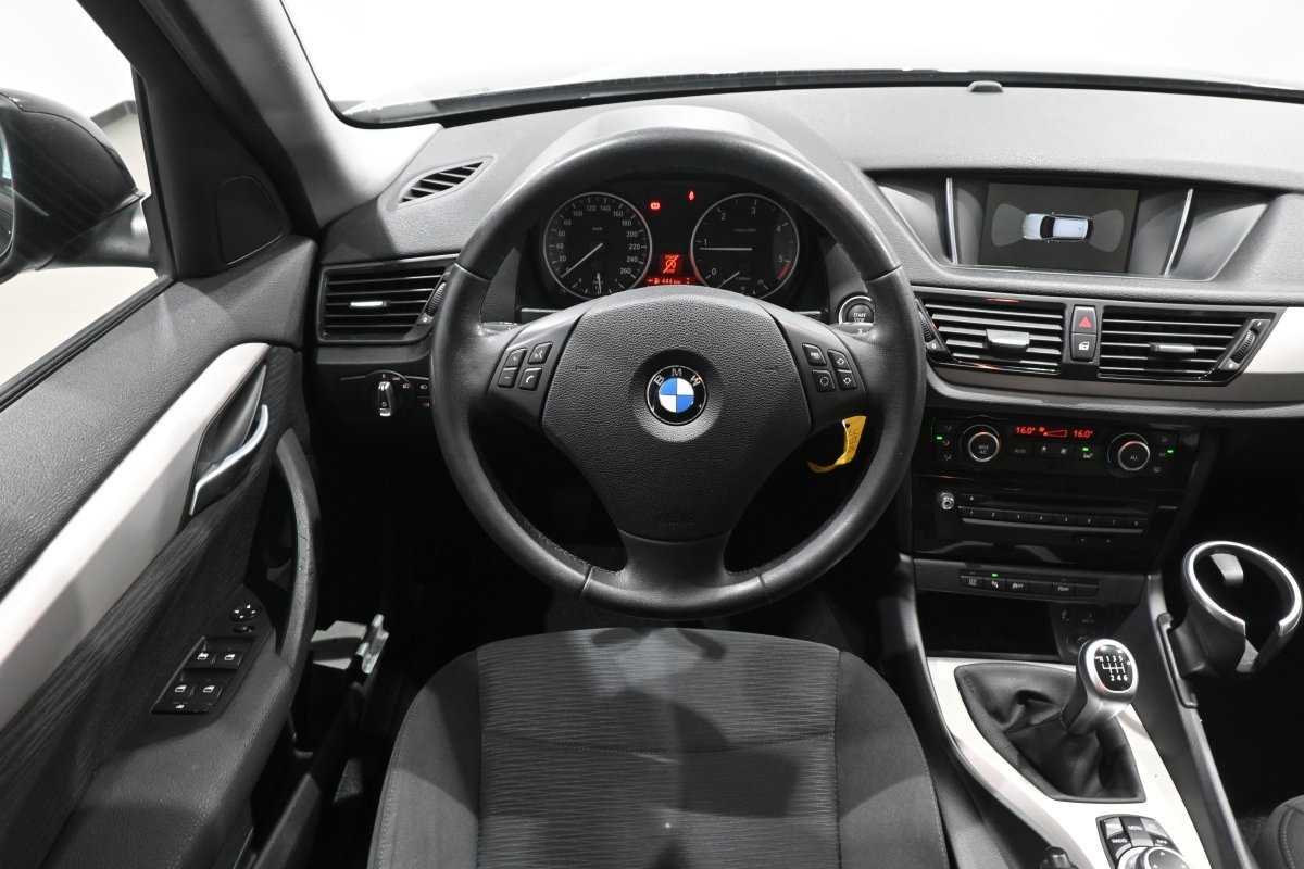 Foto BMW X1 20
