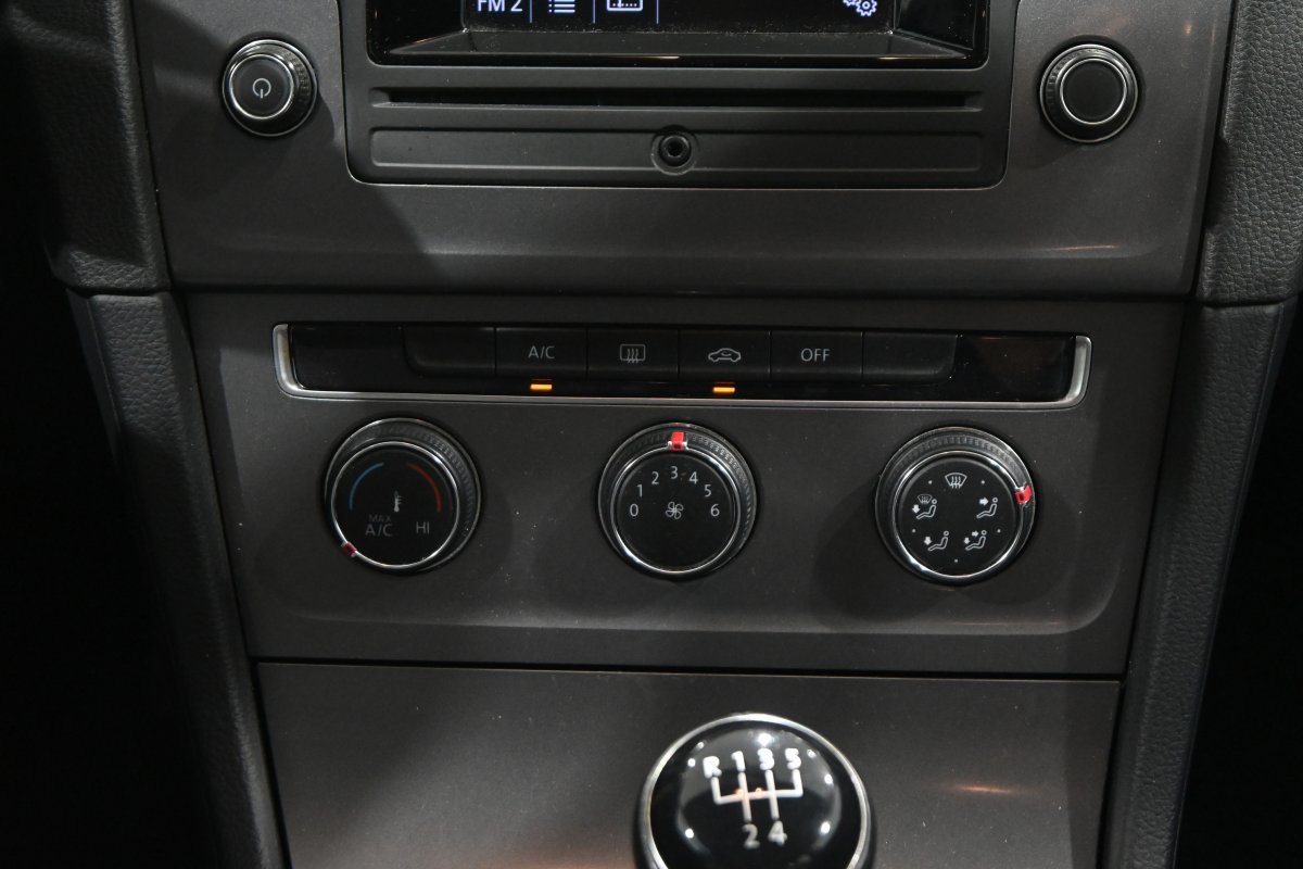 Foto Volkswagen Golf 13