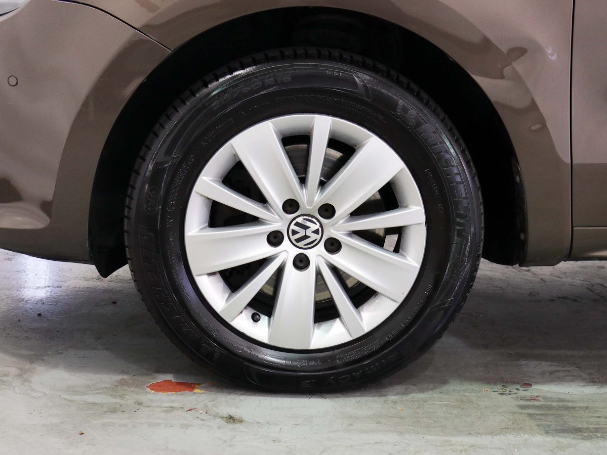 Foto Volkswagen Sharan 31