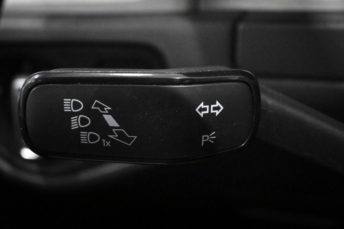 Foto Volkswagen Golf 23