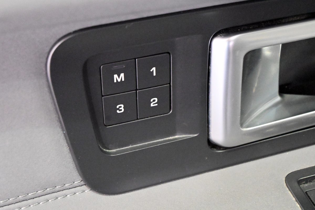 Foto Land-Rover Discovery Sport 23