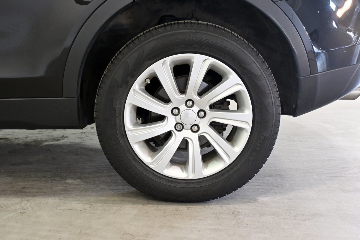 Foto Land-Rover Discovery Sport 36