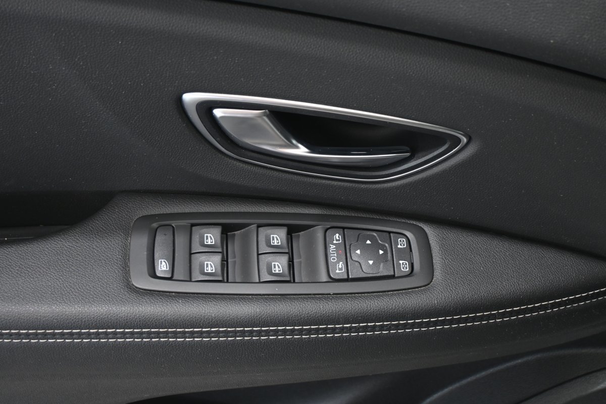 Foto Renault Scénic 24