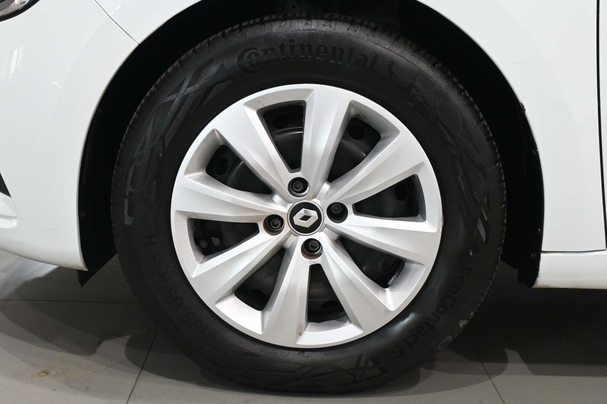 Foto Renault Clio 27