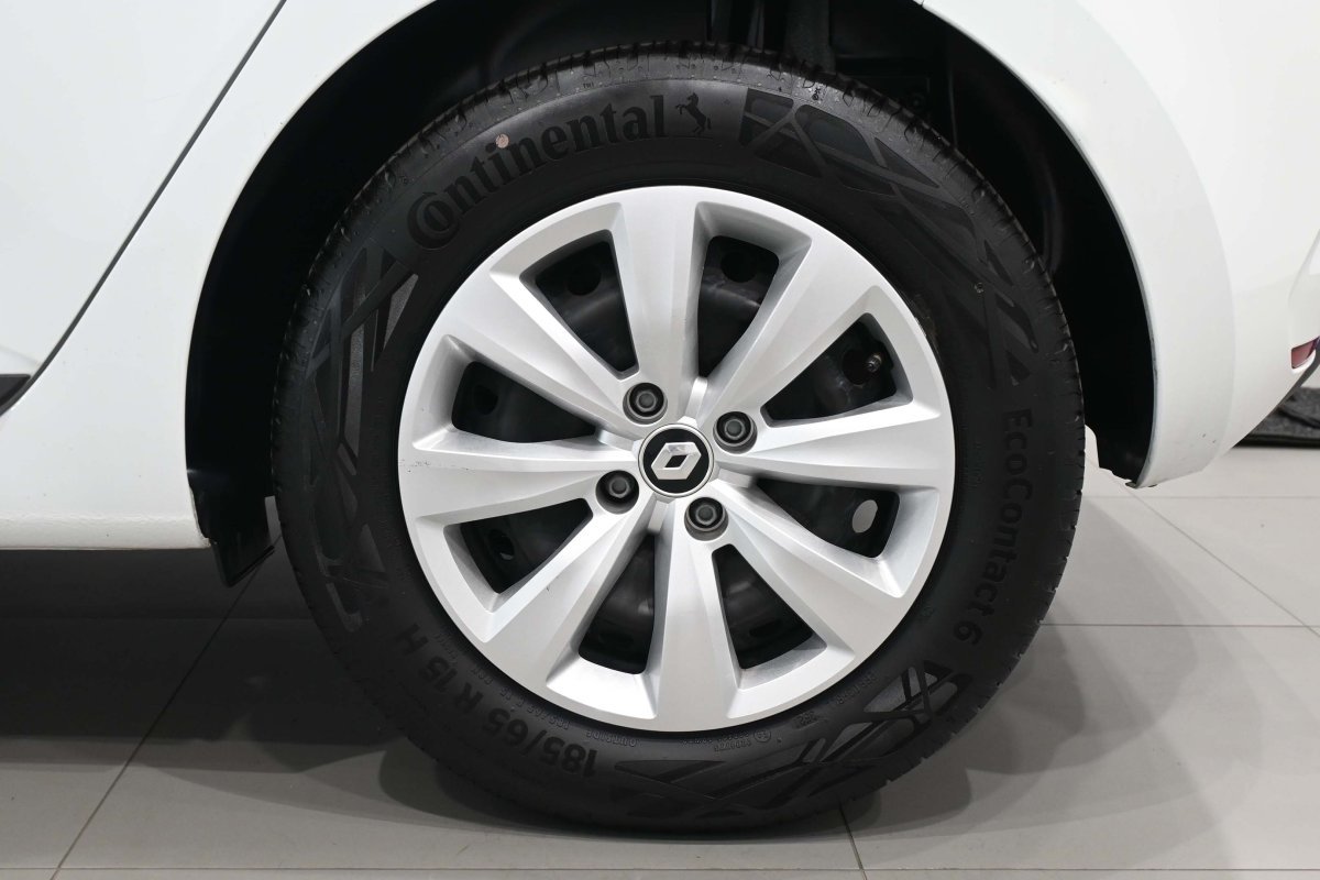 Foto Renault Clio 28