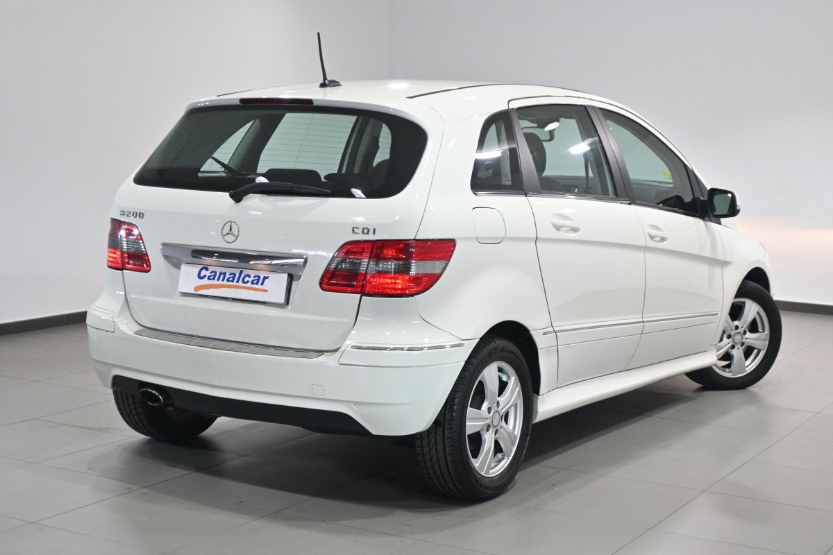 Foto Mercedes-Benz Clase B 4