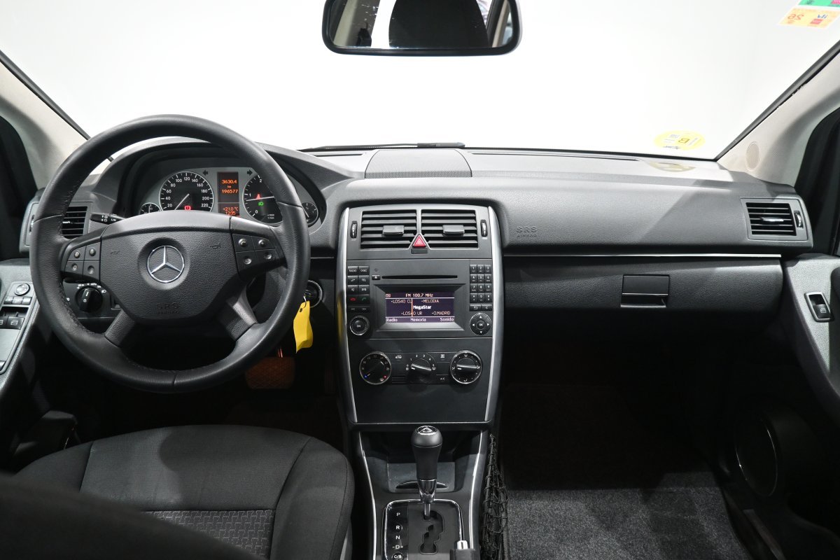 Foto Mercedes-Benz Clase B 15