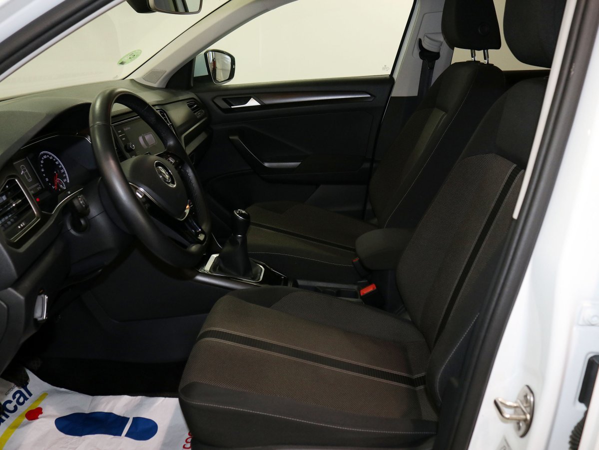 Foto Volkswagen T-Roc 9