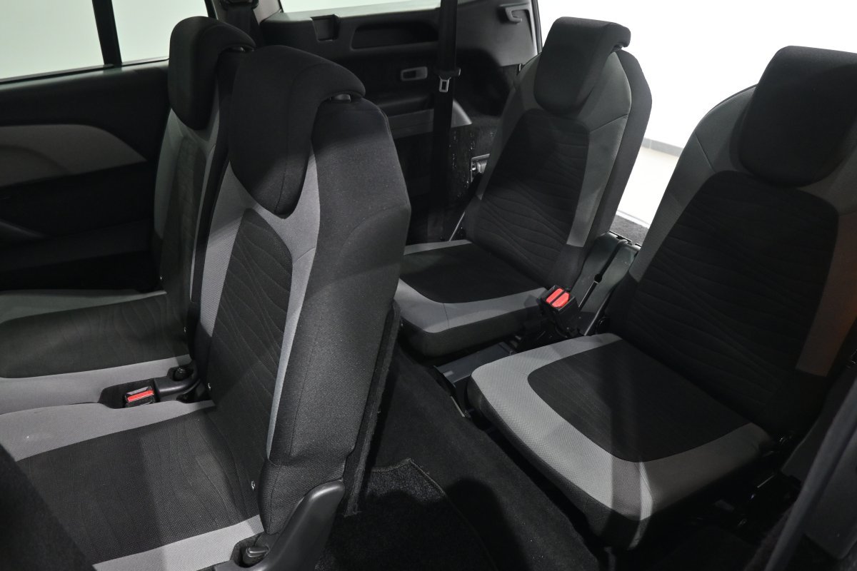 Foto Citroën Grand C4 Picasso 13