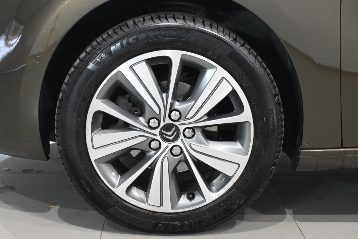 Foto Citroën Grand C4 Picasso 28