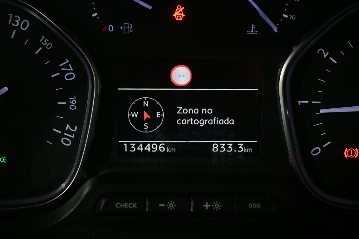 Foto Peugeot Traveller 13