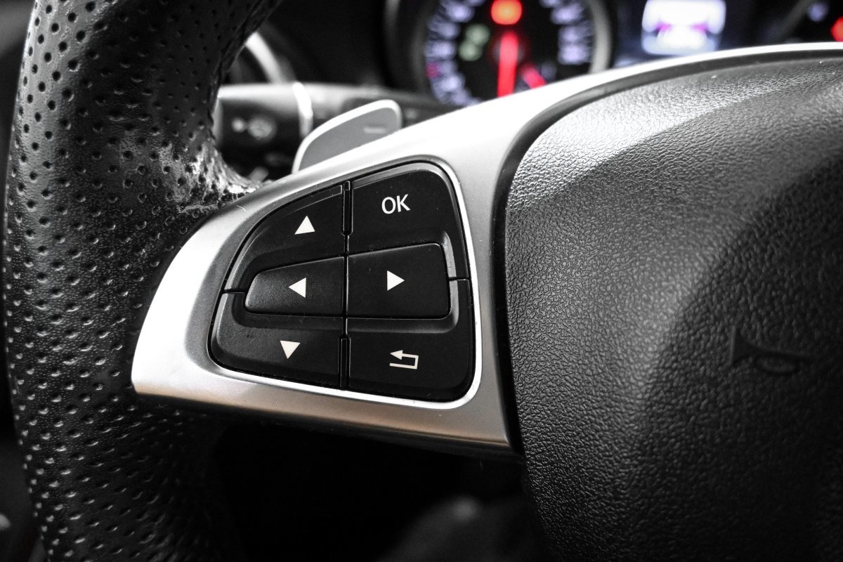 Foto Mercedes-Benz Clase GLA 29