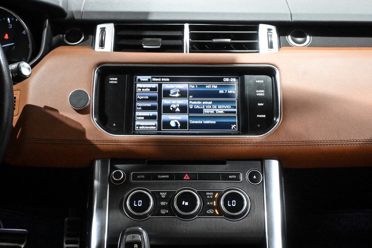 Foto Land-Rover Range Rover Sport 12