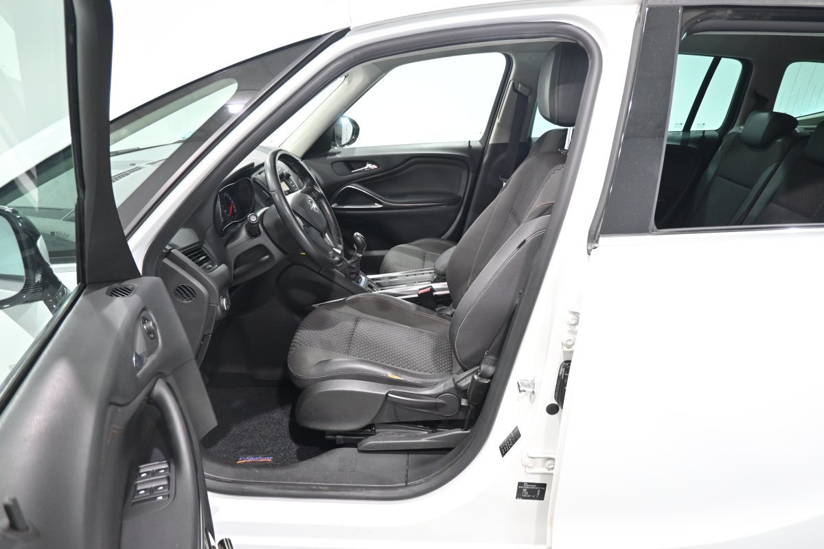 Foto Opel Zafira 10