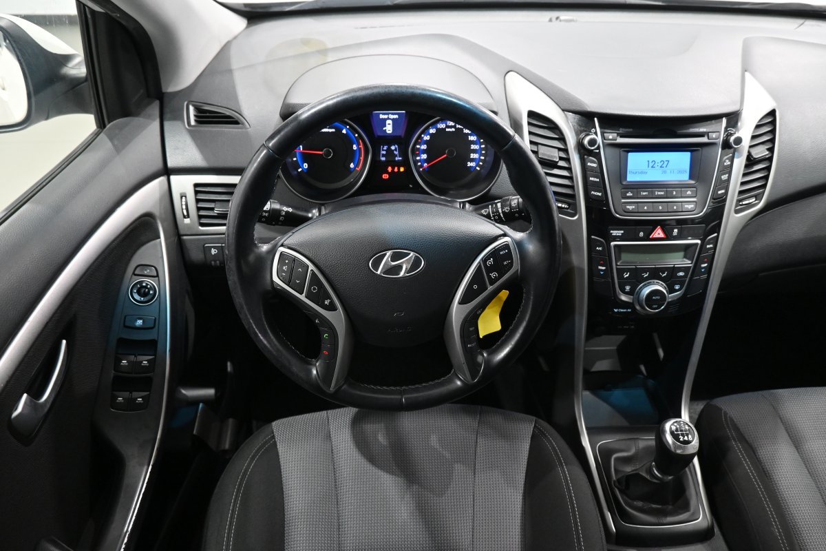 Foto Hyundai i30 16