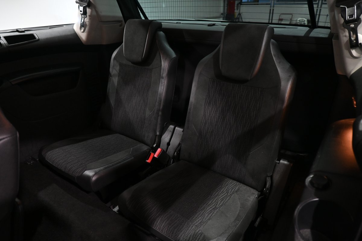 Foto Citroën Grand C4 Picasso 12