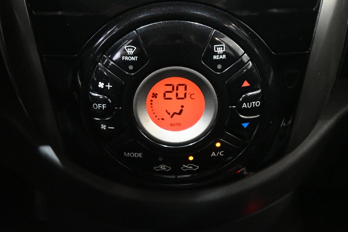 Foto Nissan Micra 14