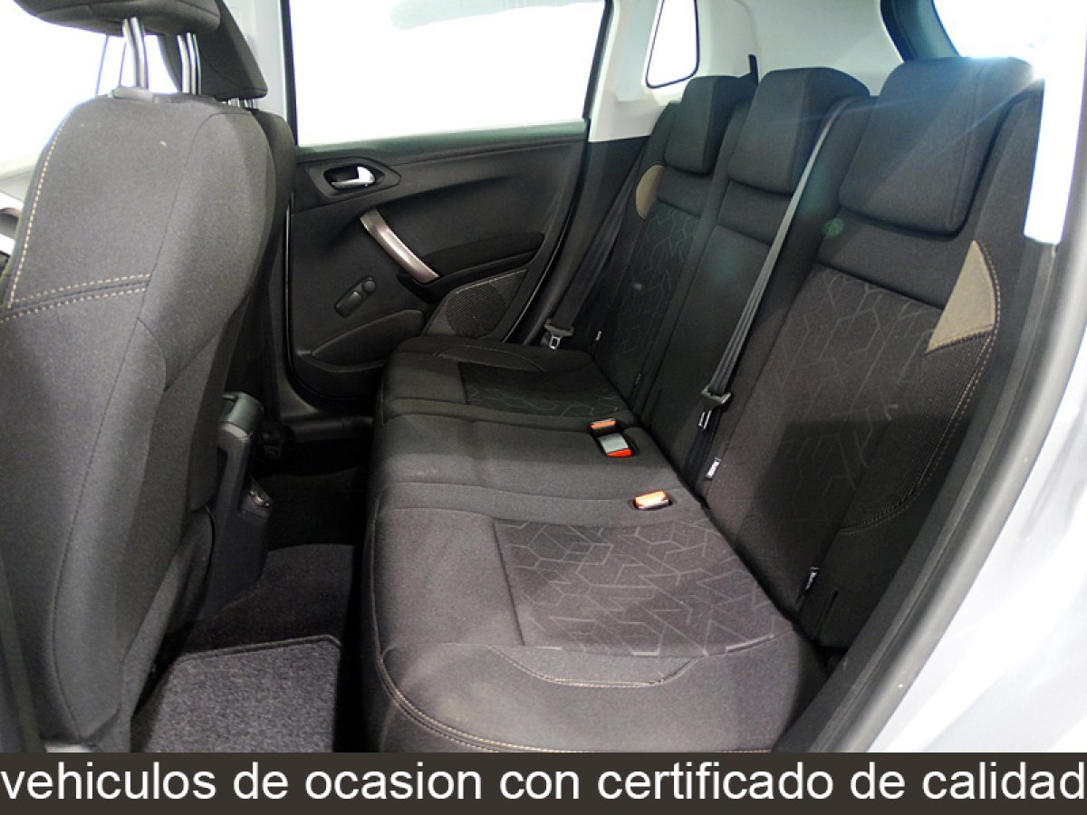 Foto Peugeot 2008 20