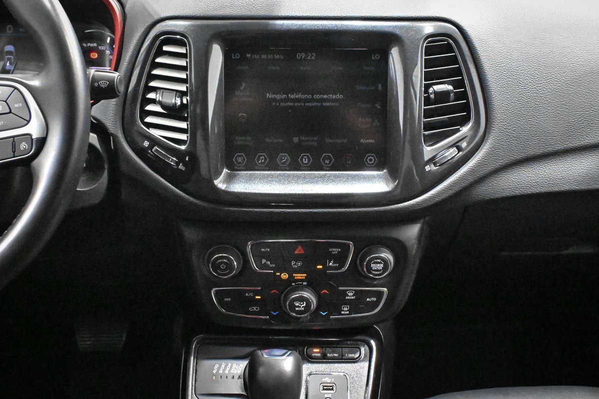 Foto Jeep Compass 12