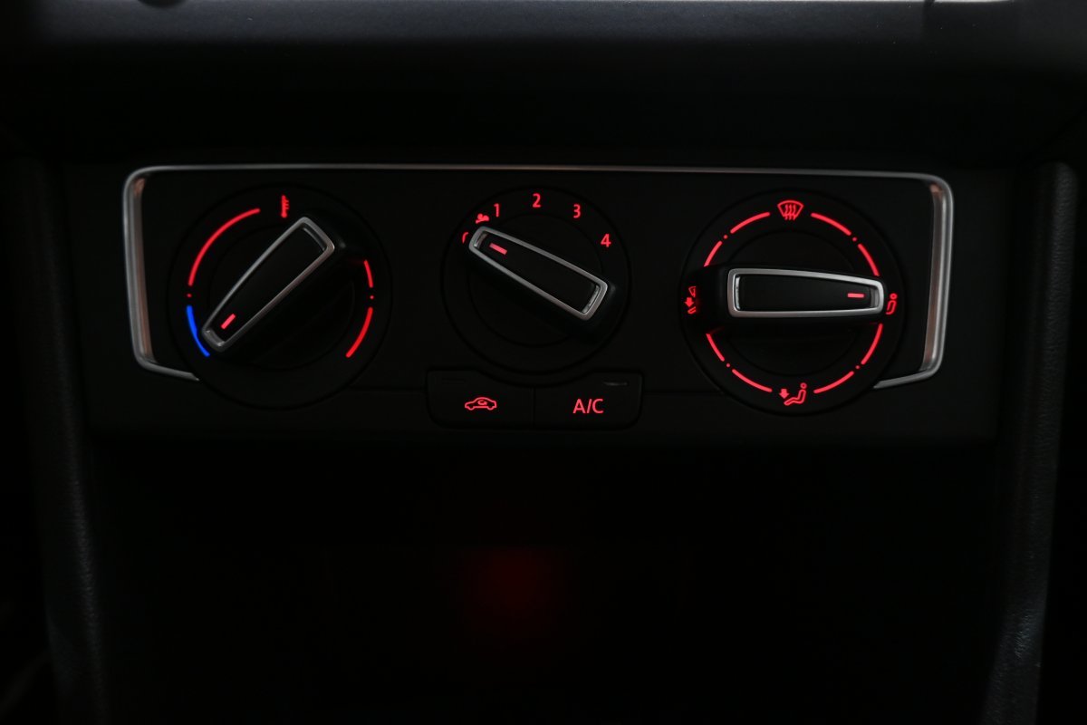 Foto Volkswagen Polo 16